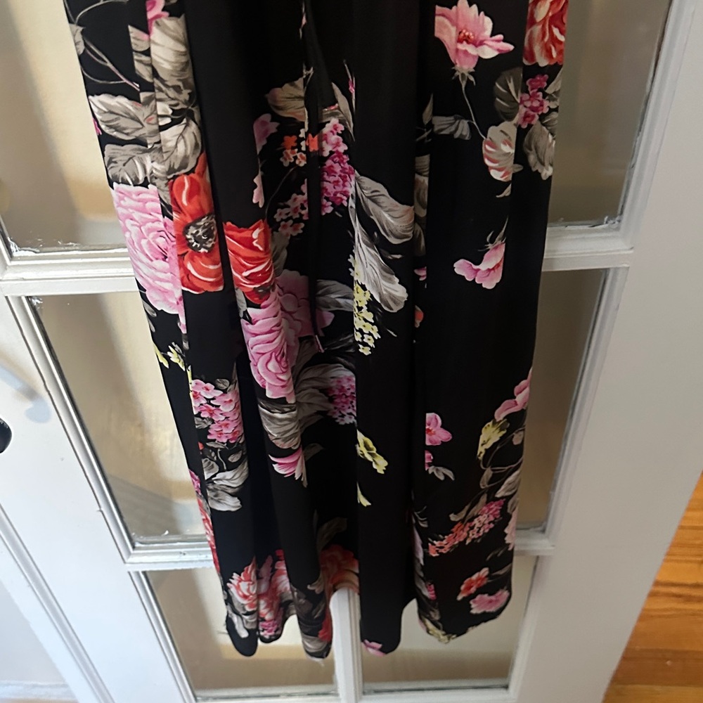 Magic Black Maxi Dress with Pink and Red Floral Print - Picture 10 of 10